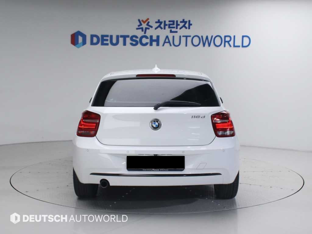BMW 1-Series — photo 04