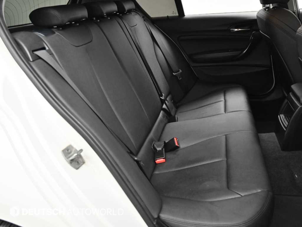 BMW 1-Series — photo 12