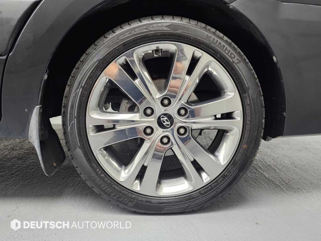 Hyundai Solati — photo 05