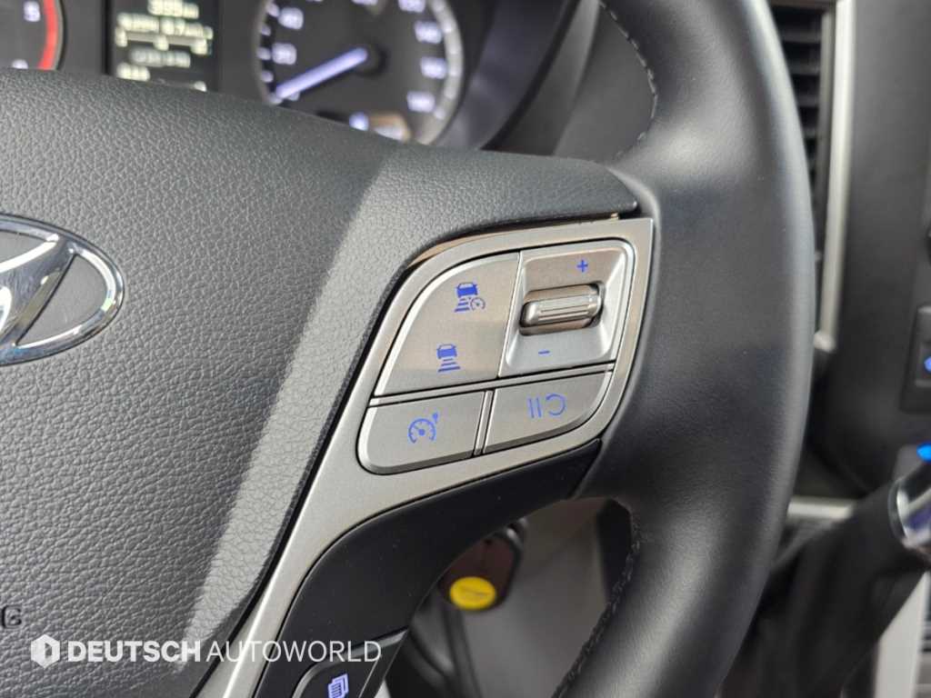 Hyundai Solati — photo 17