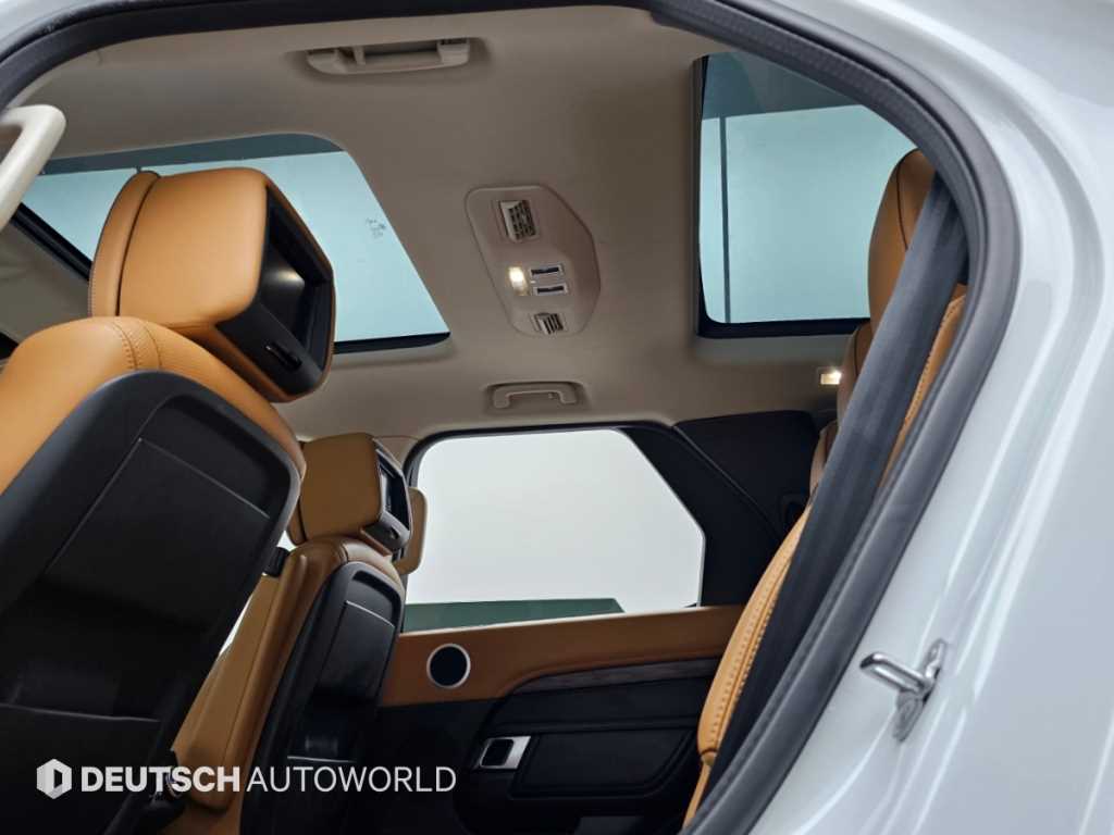Land Rover Discovery — photo 10