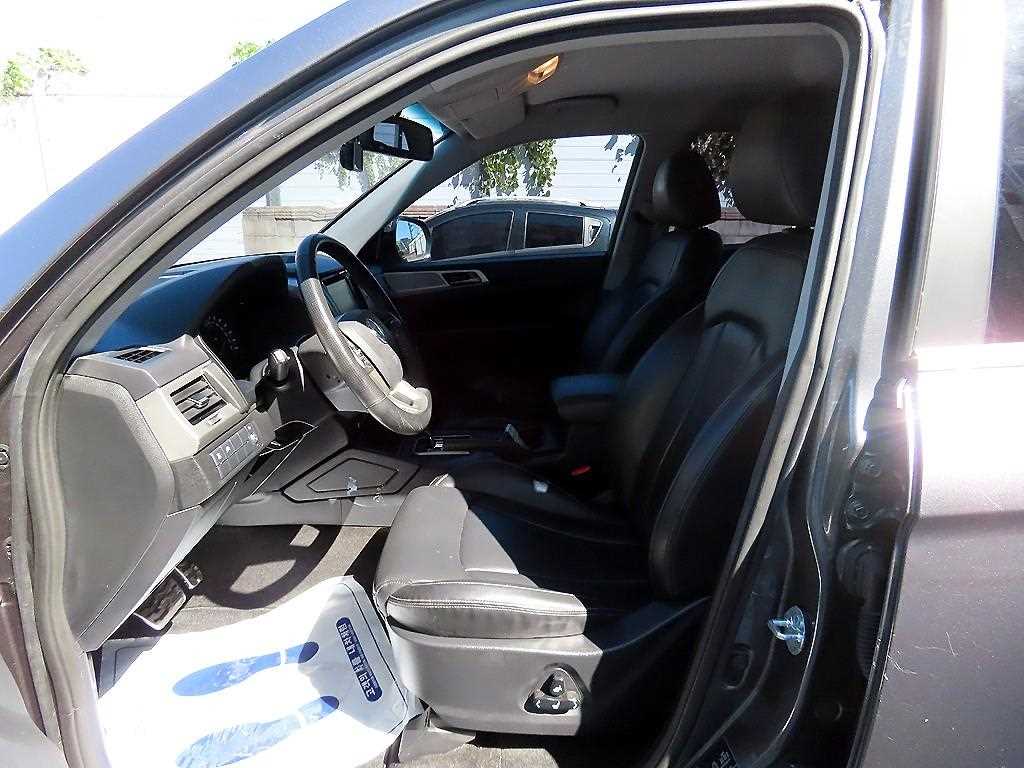 KGM Rexton Sports — photo 05