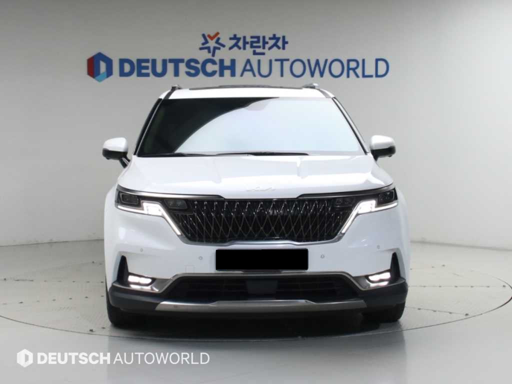 Kia Carnival — photo 03