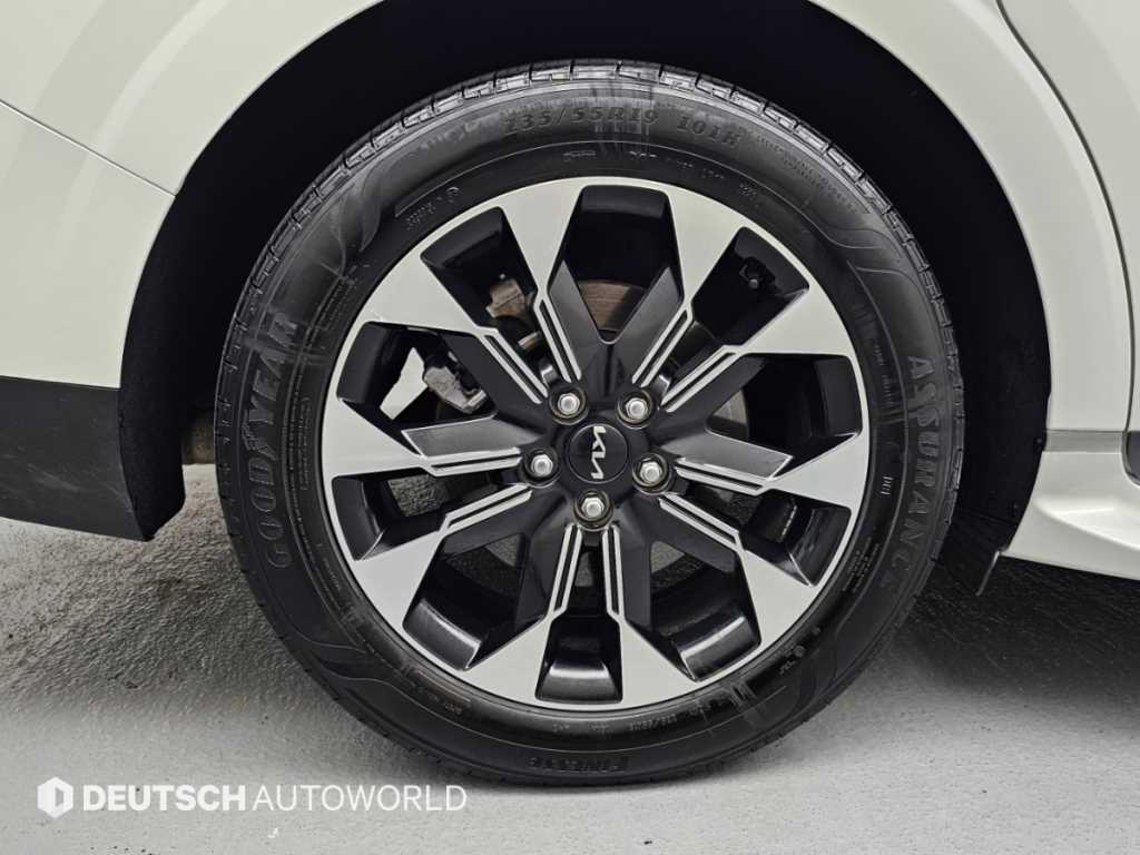 Kia Carnival — photo 05
