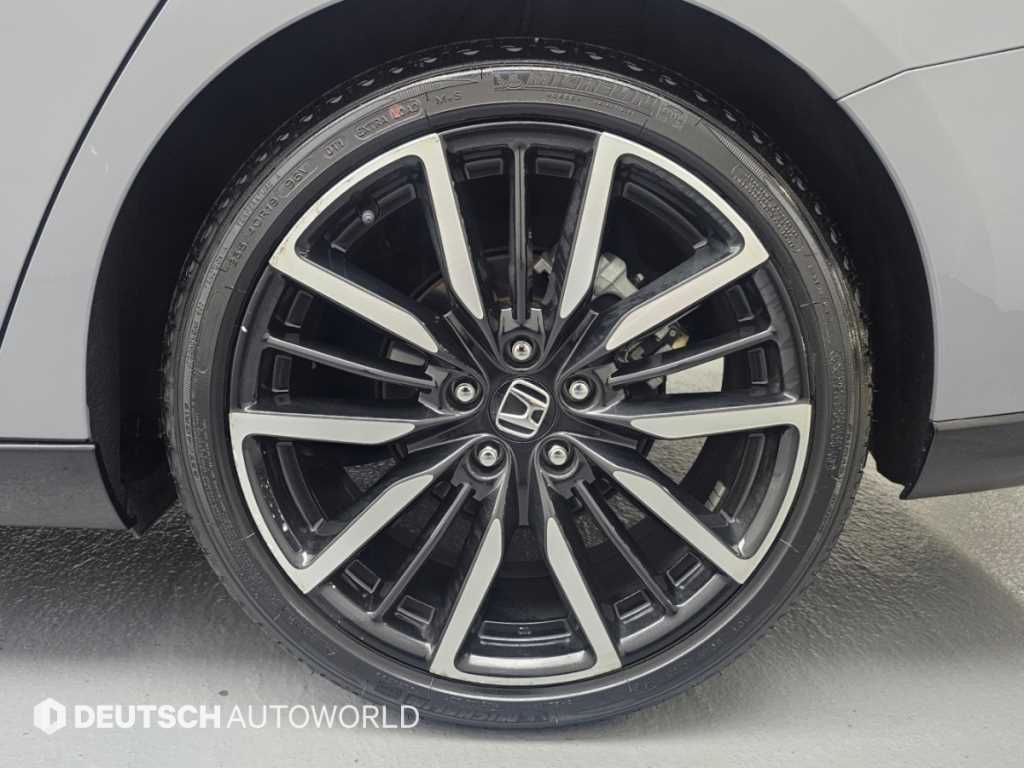 Honda Accord — photo 05