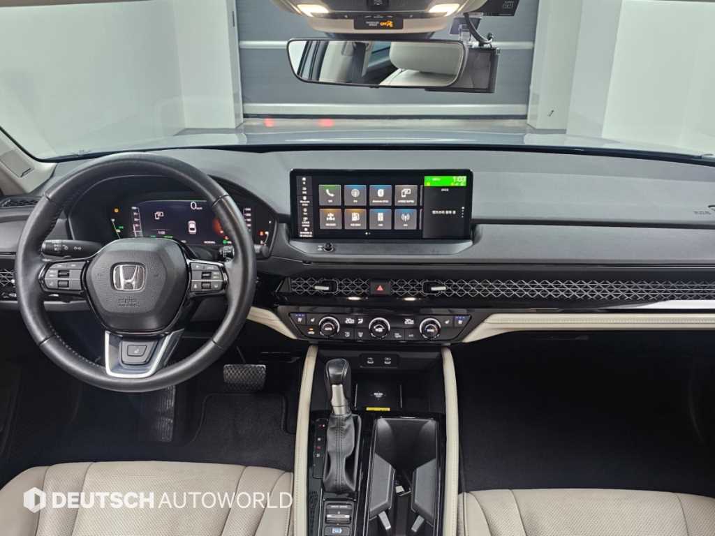 Honda Accord — photo 07