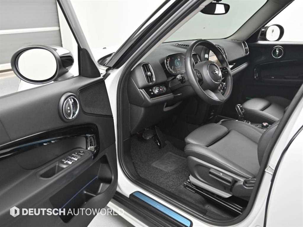Mini Countryman — photo 11