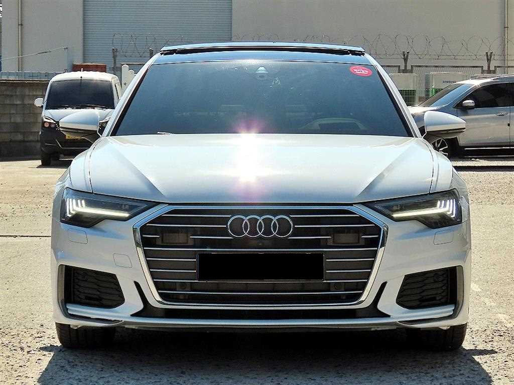 Audi A6 — photo 01