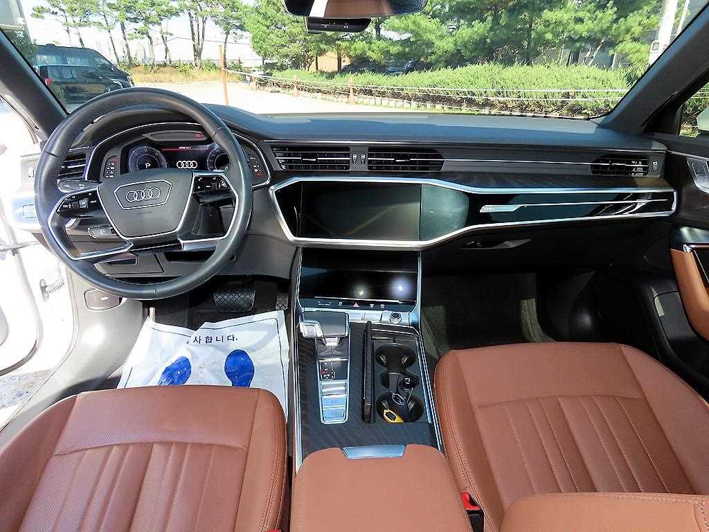 Audi A6 — photo 07