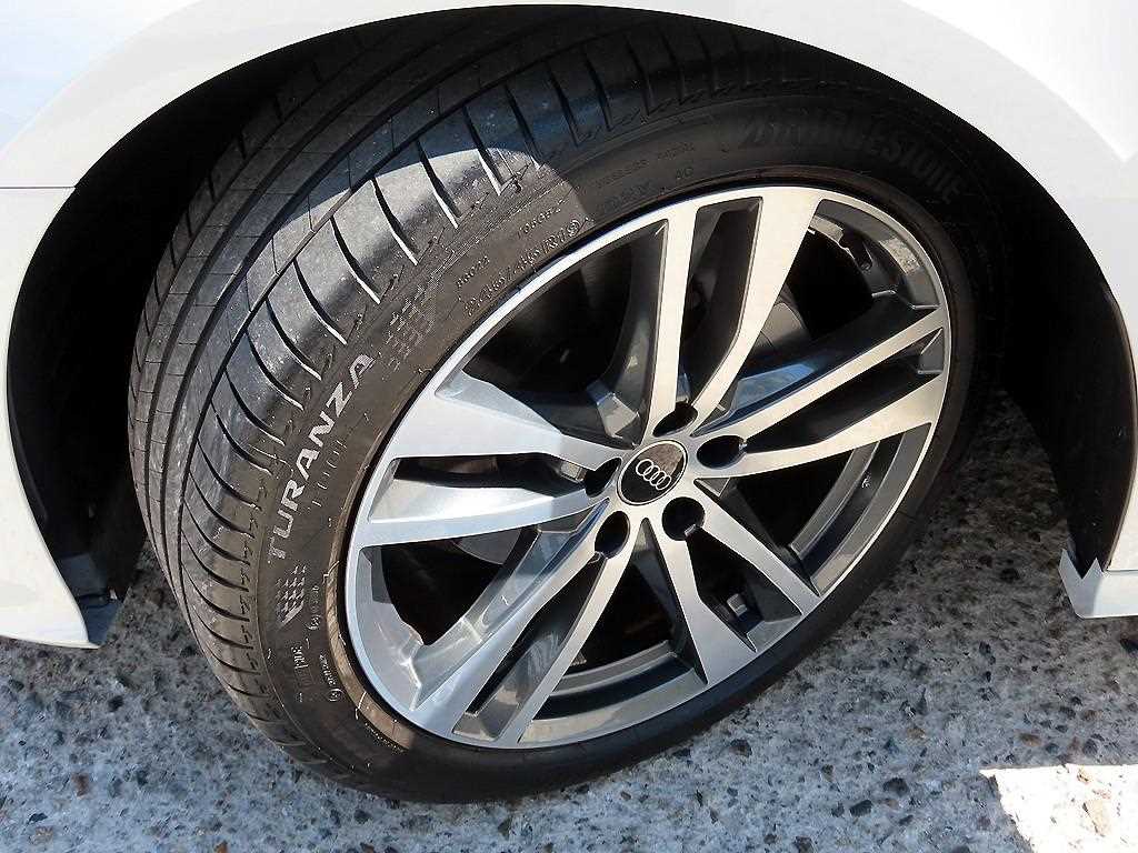 Audi A6 — photo 20