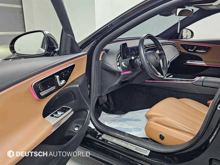 Mercedes-Benz E-Class — photo 11
