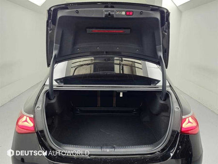 Mercedes-Benz E-Class — photo 19