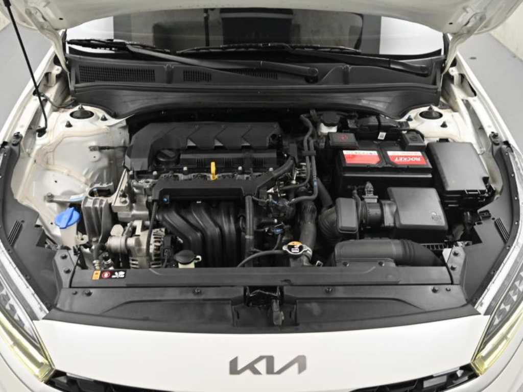 Kia K3 — photo 06
