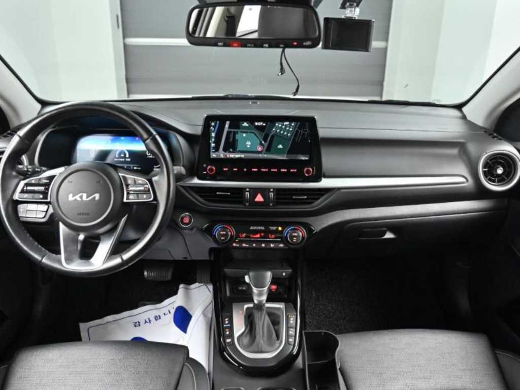 Kia K3 — photo 07