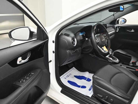 Kia K3 — photo 11