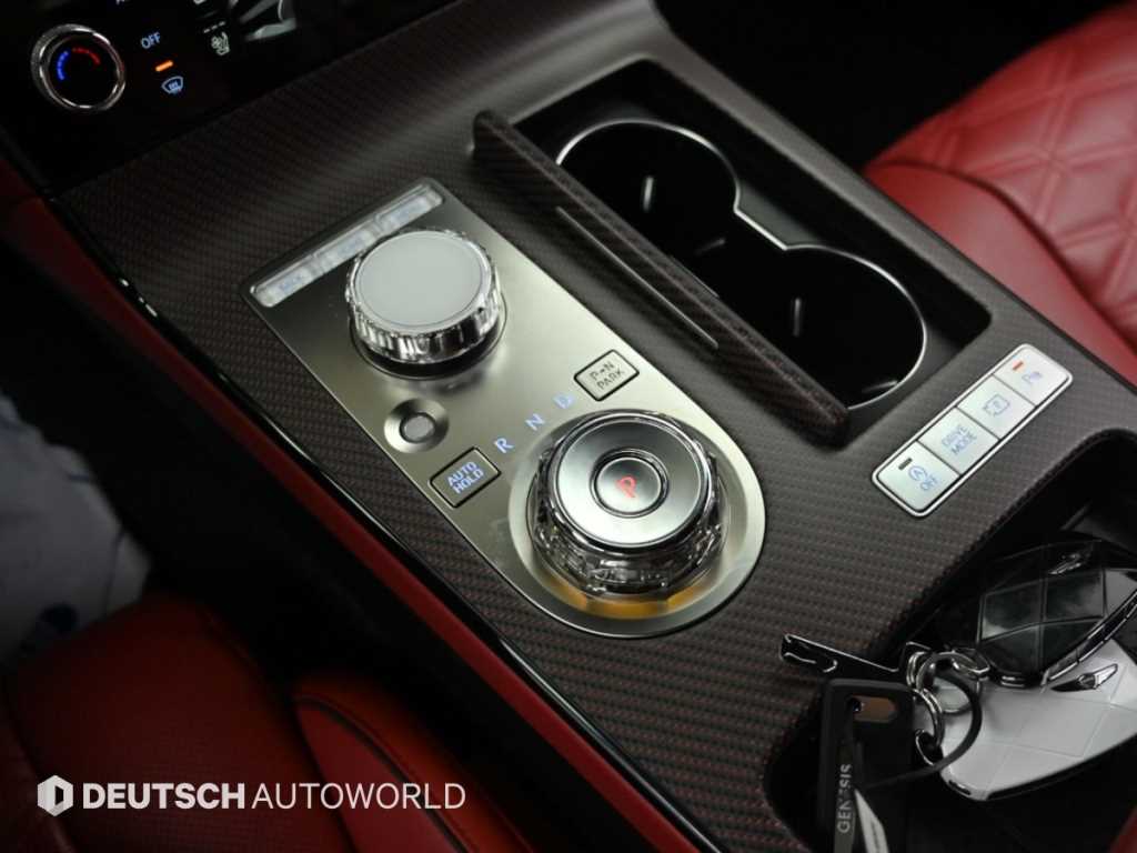 Genesis G80 — photo 09