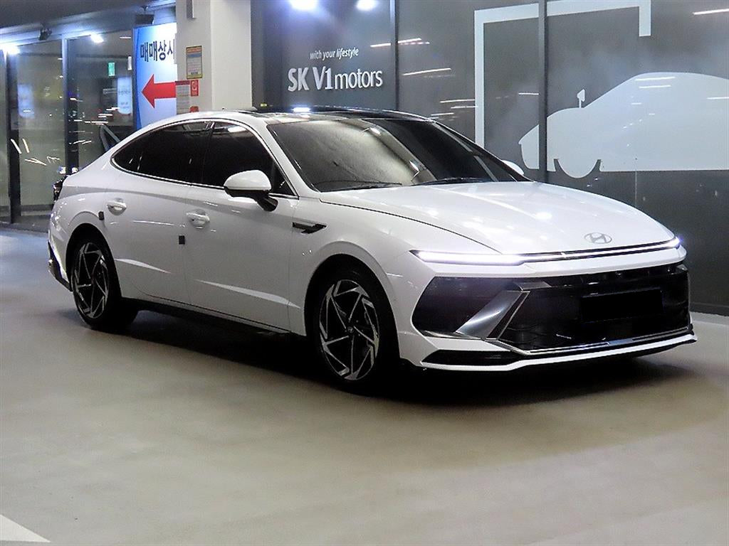 Hyundai Sonata — photo 01