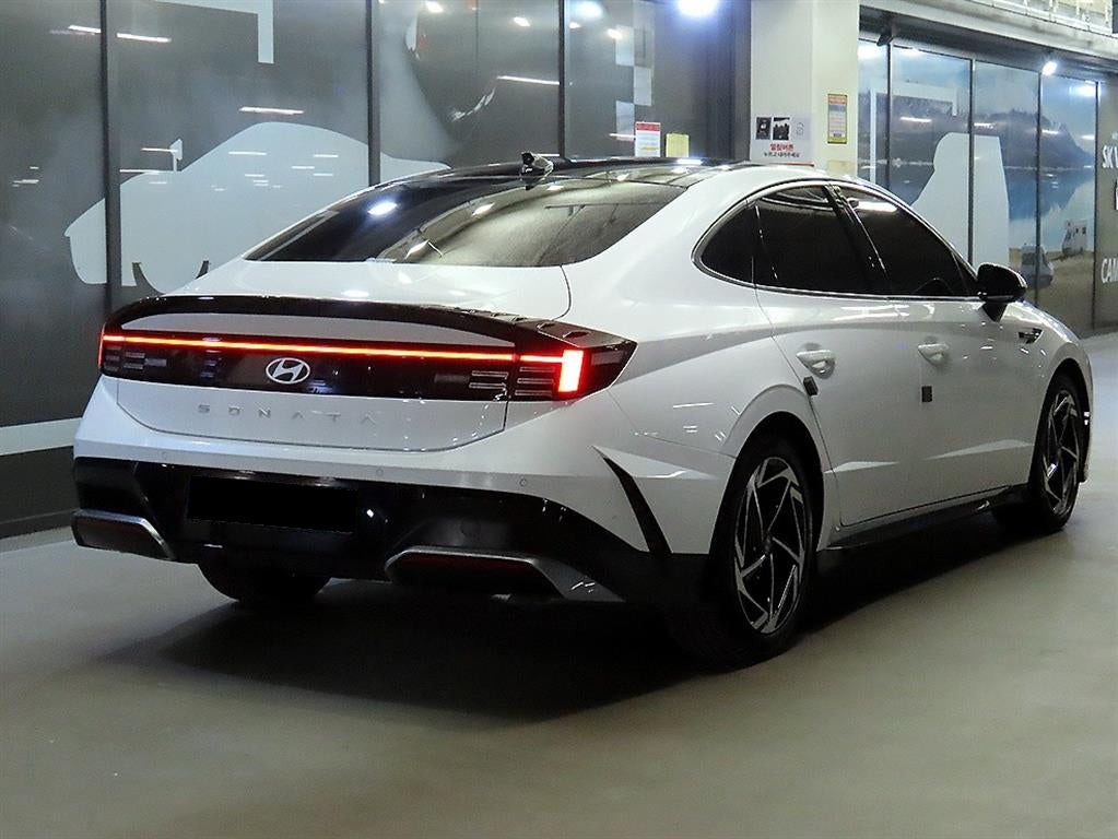 Hyundai Sonata — photo 04