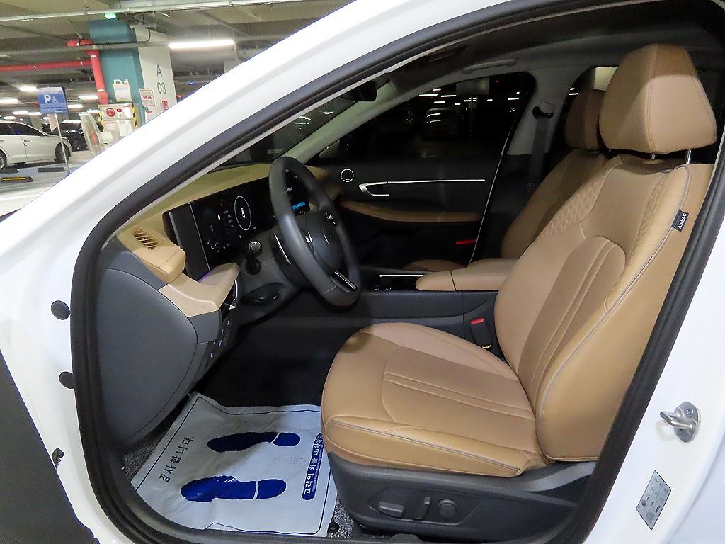 Hyundai Sonata — photo 06