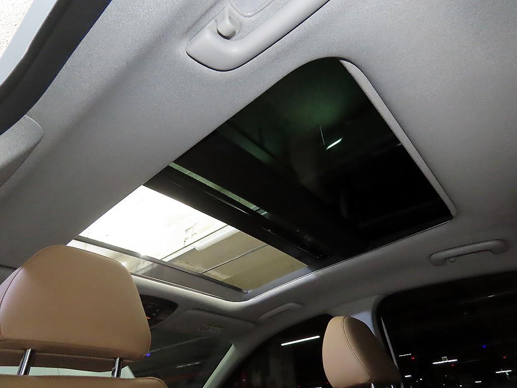Hyundai Sonata — photo 16