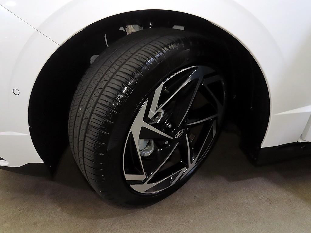 Hyundai Sonata — photo 20