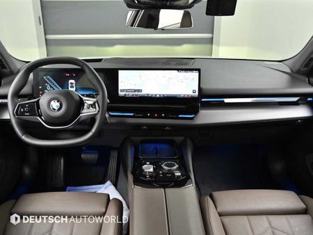 BMW 5-Series — photo 07