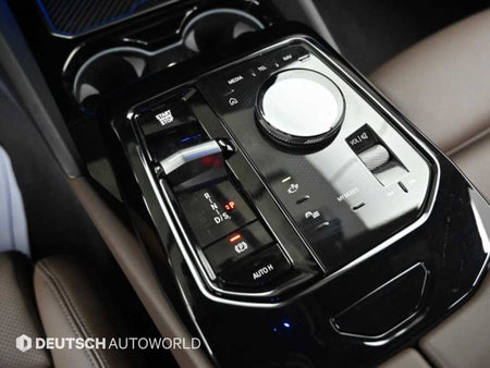 BMW 5-Series — photo 09