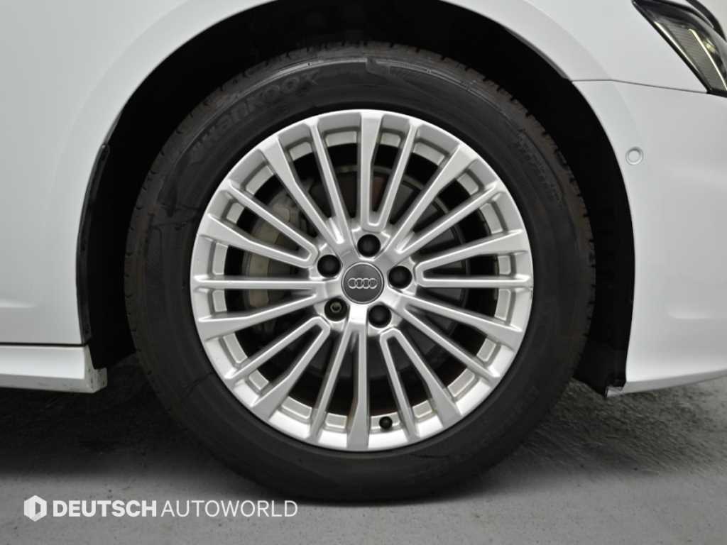 Audi A6 — photo 05