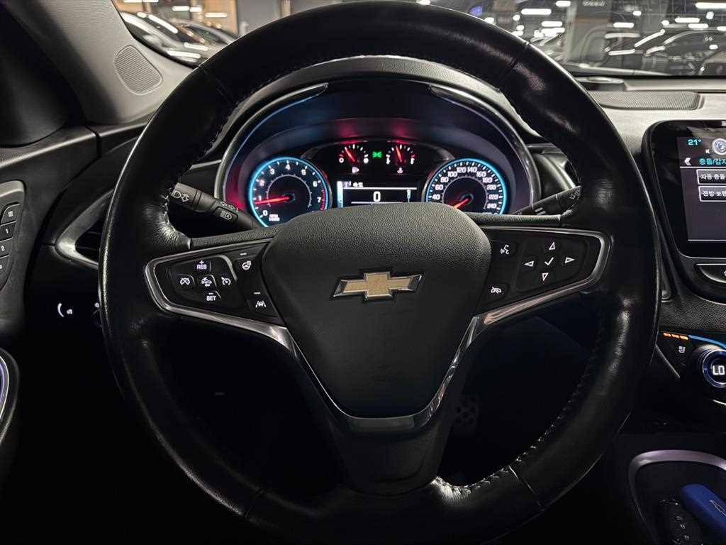 CHEVROLET Malibu — photo 10