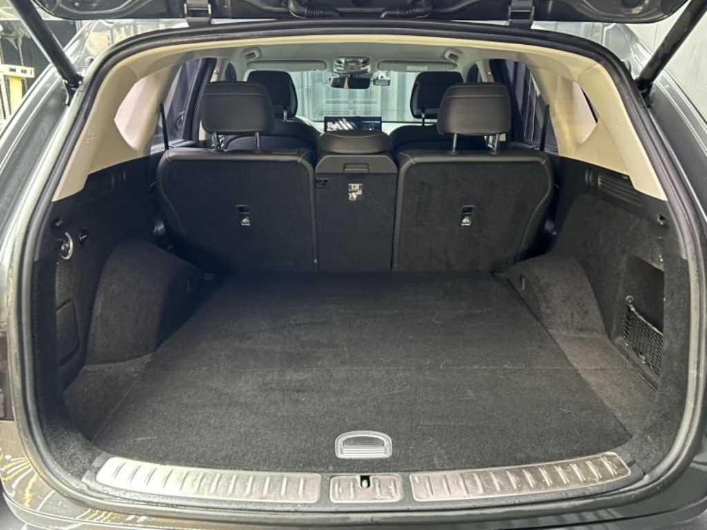 Genesis GV80 — photo 05