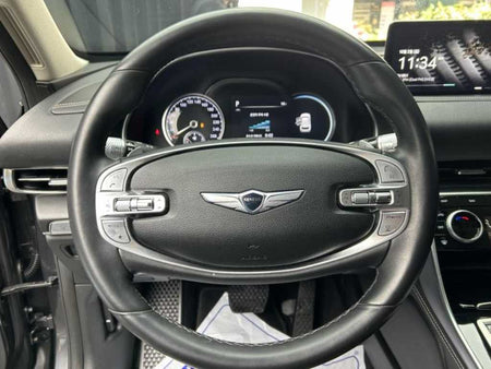 Genesis GV80 — photo 09