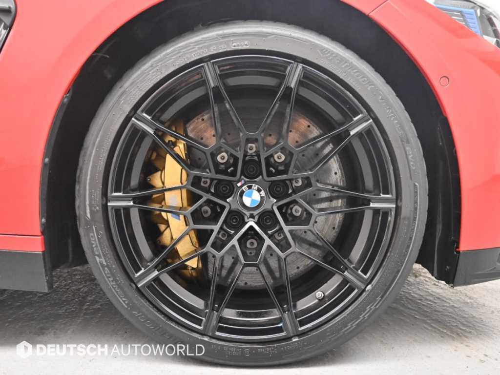 BMW M4 — photo 05