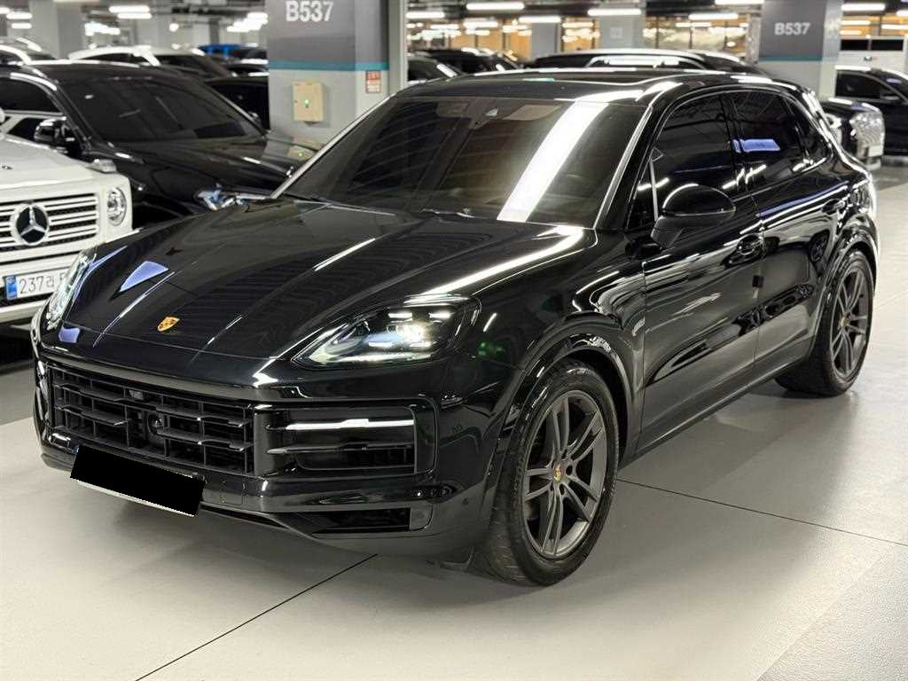 Porsche Cayenne — photo 03