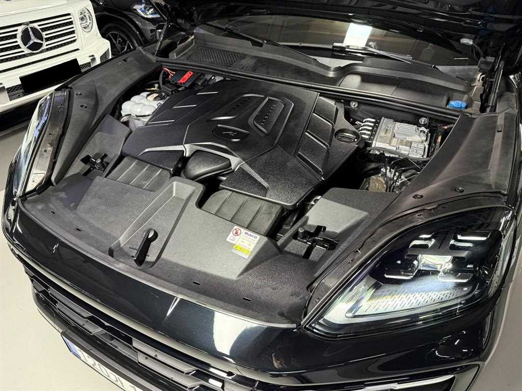 Porsche Cayenne — photo 06