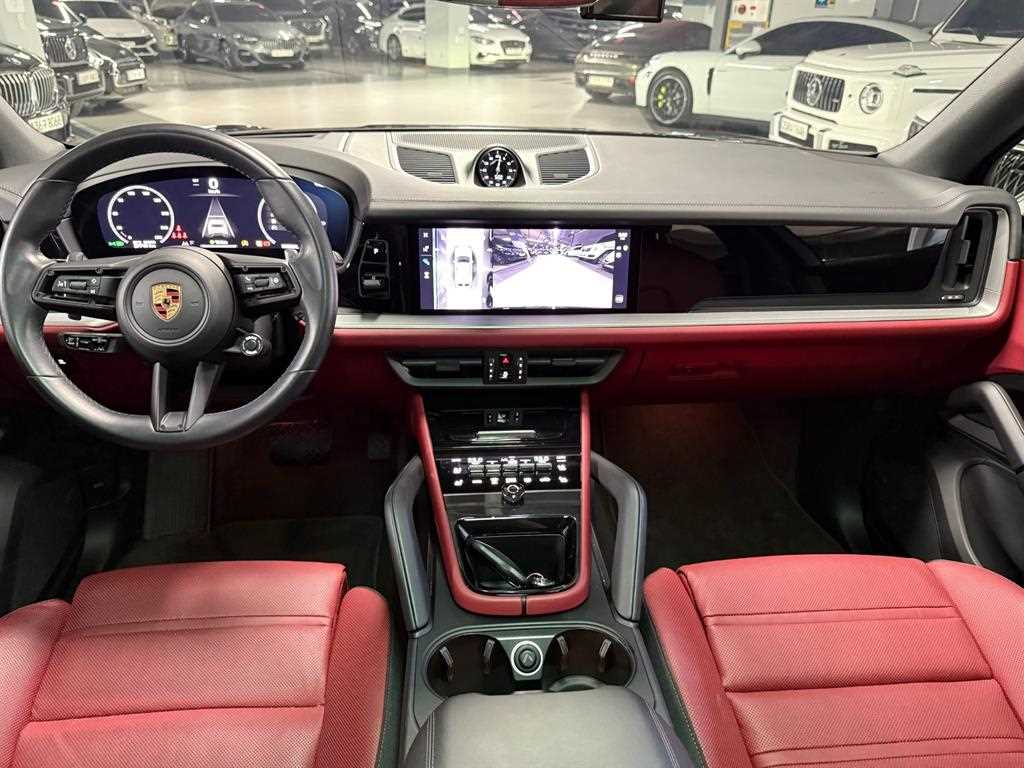 Porsche Cayenne — photo 09