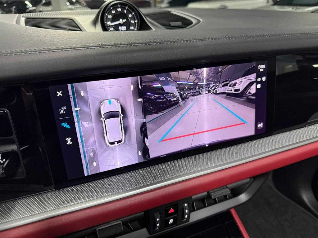 Porsche Cayenne — photo 13