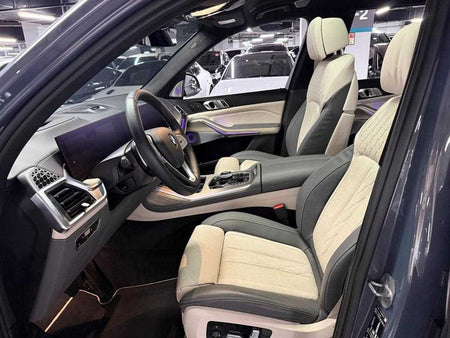 BMW X7 — photo 10