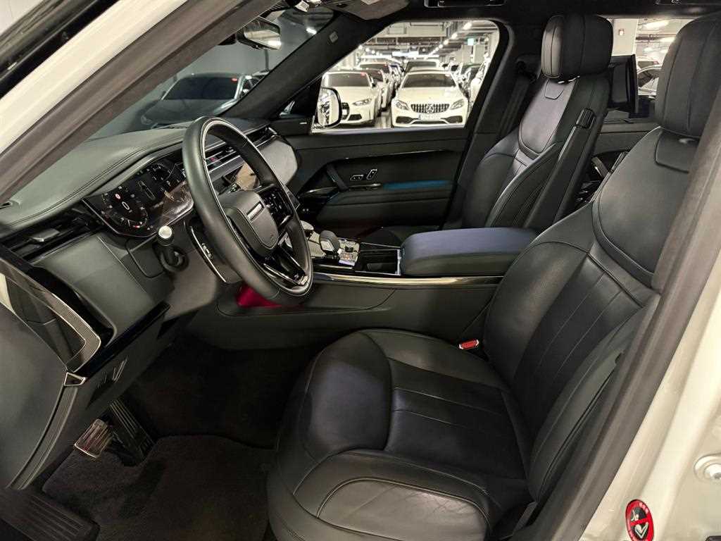 Land Rover Range Rover Sport — photo 10