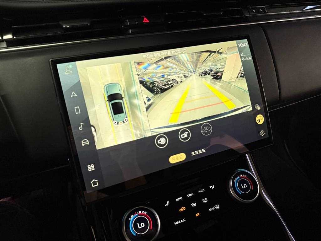 Land Rover Range Rover Sport — photo 14
