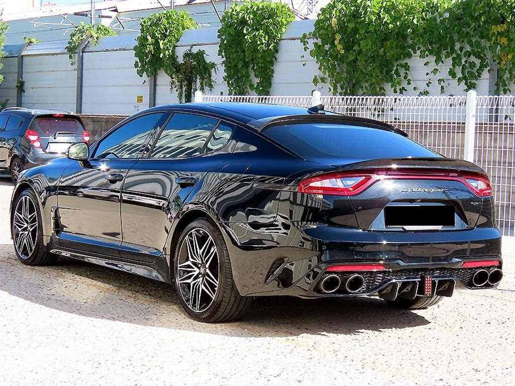 Kia Stinger — photo 03