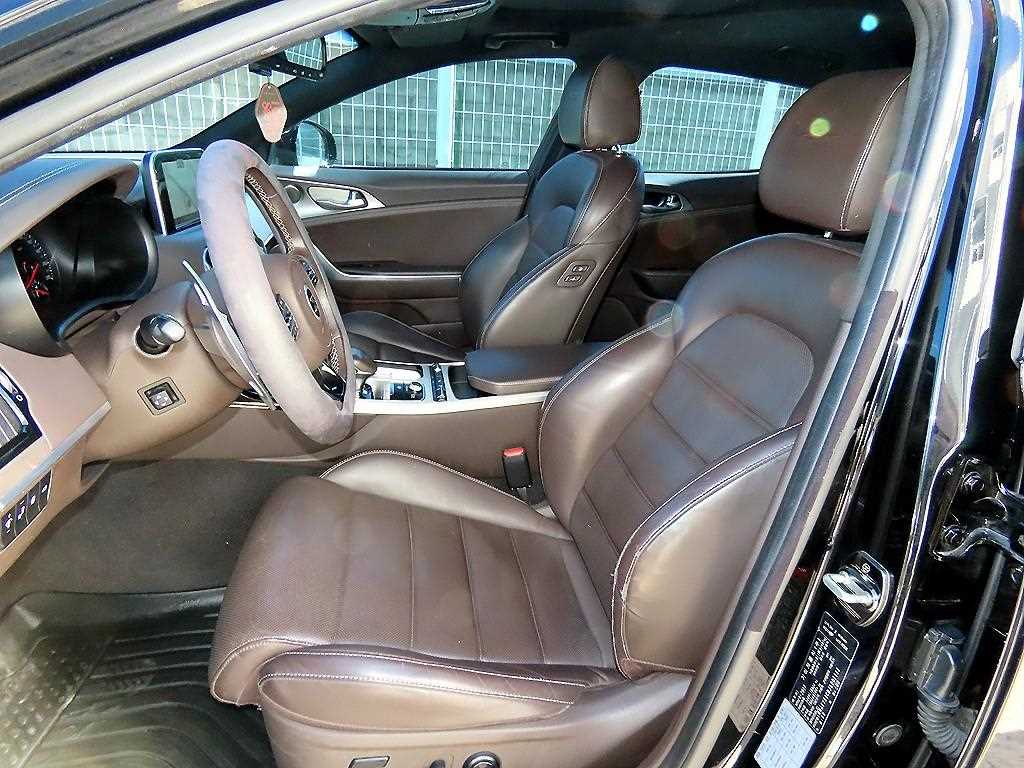 Kia Stinger — photo 05