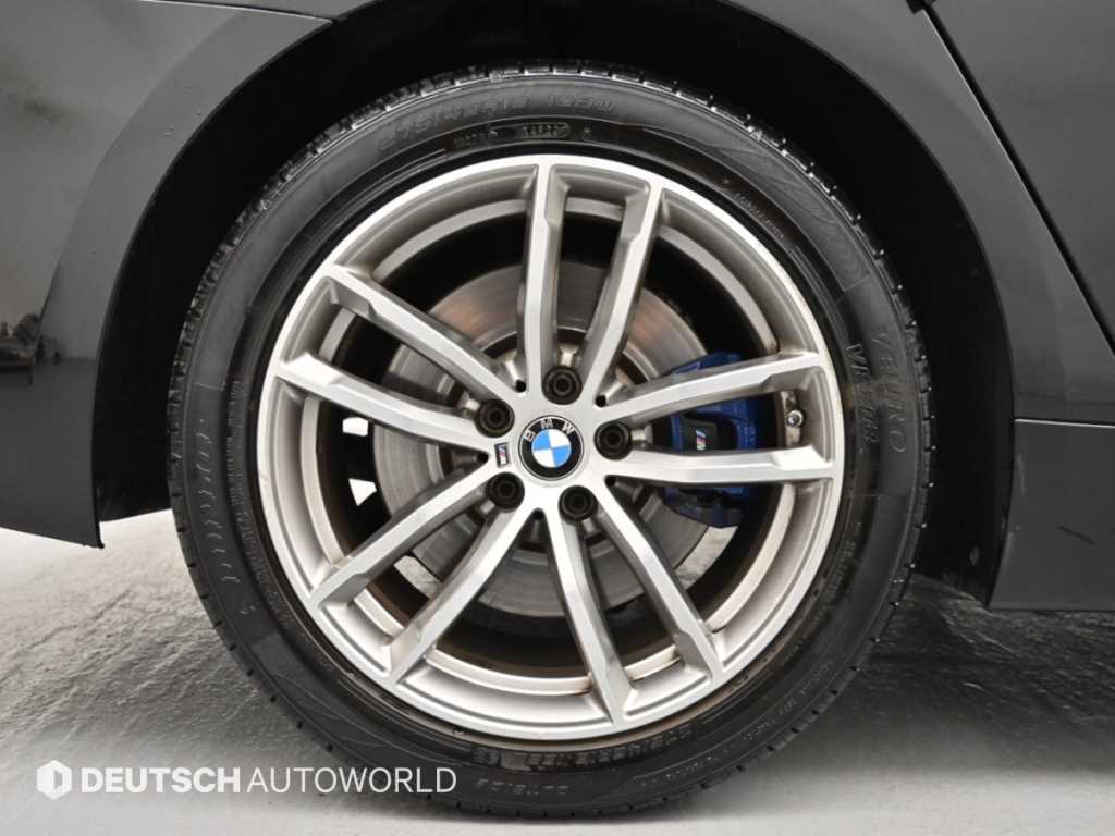 BMW 5-Series — photo 06