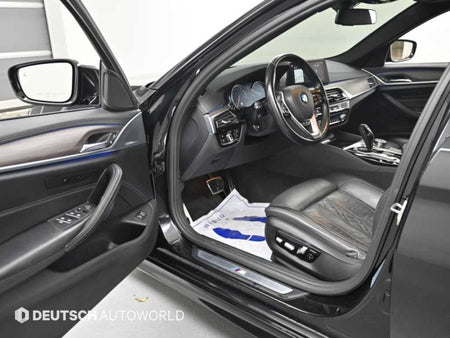 BMW 5-Series — photo 10