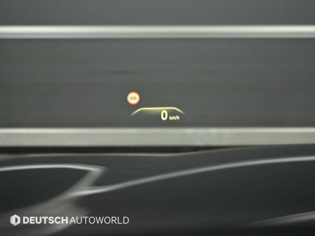 BMW 5-Series — photo 16