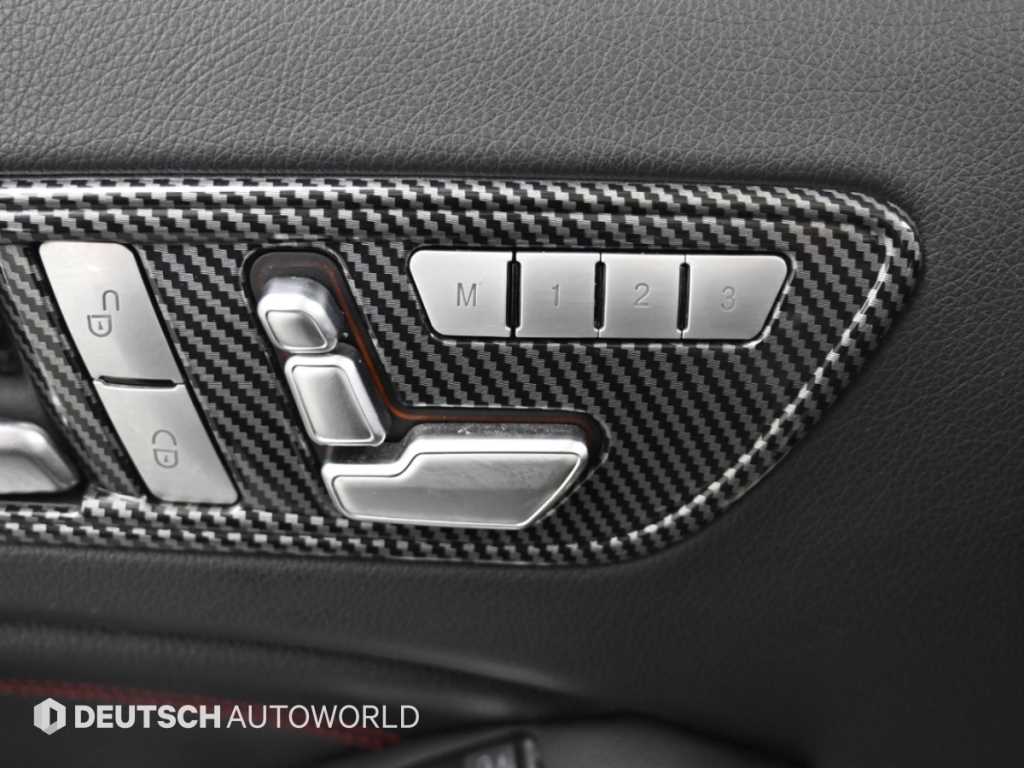 Mercedes-Benz GLA-Class — photo 16