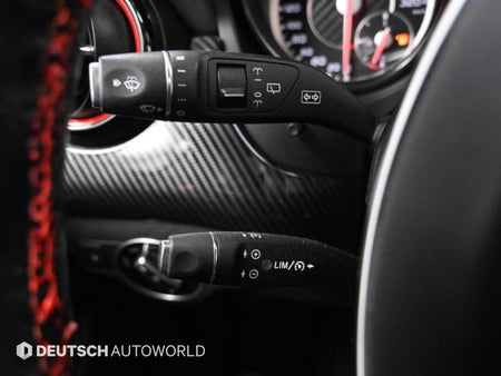 Mercedes-Benz GLA-Class — photo 17