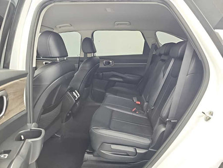 Kia Sorento — photo 12