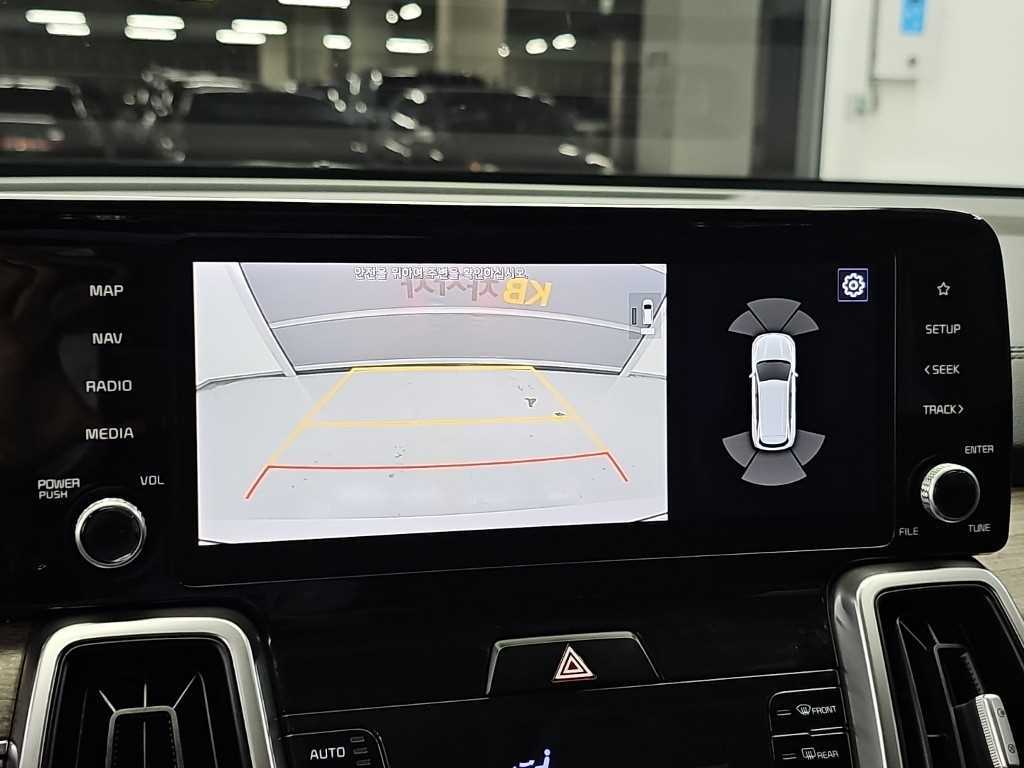Kia Sorento — photo 14