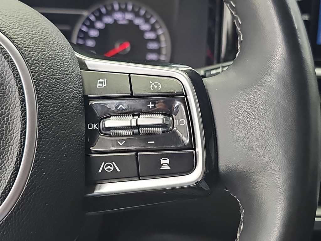 Kia Sorento — photo 16