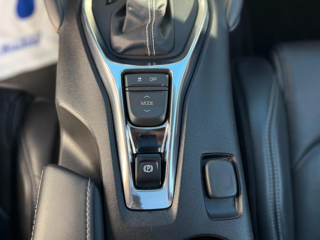 CHEVROLET Camaro — photo 13